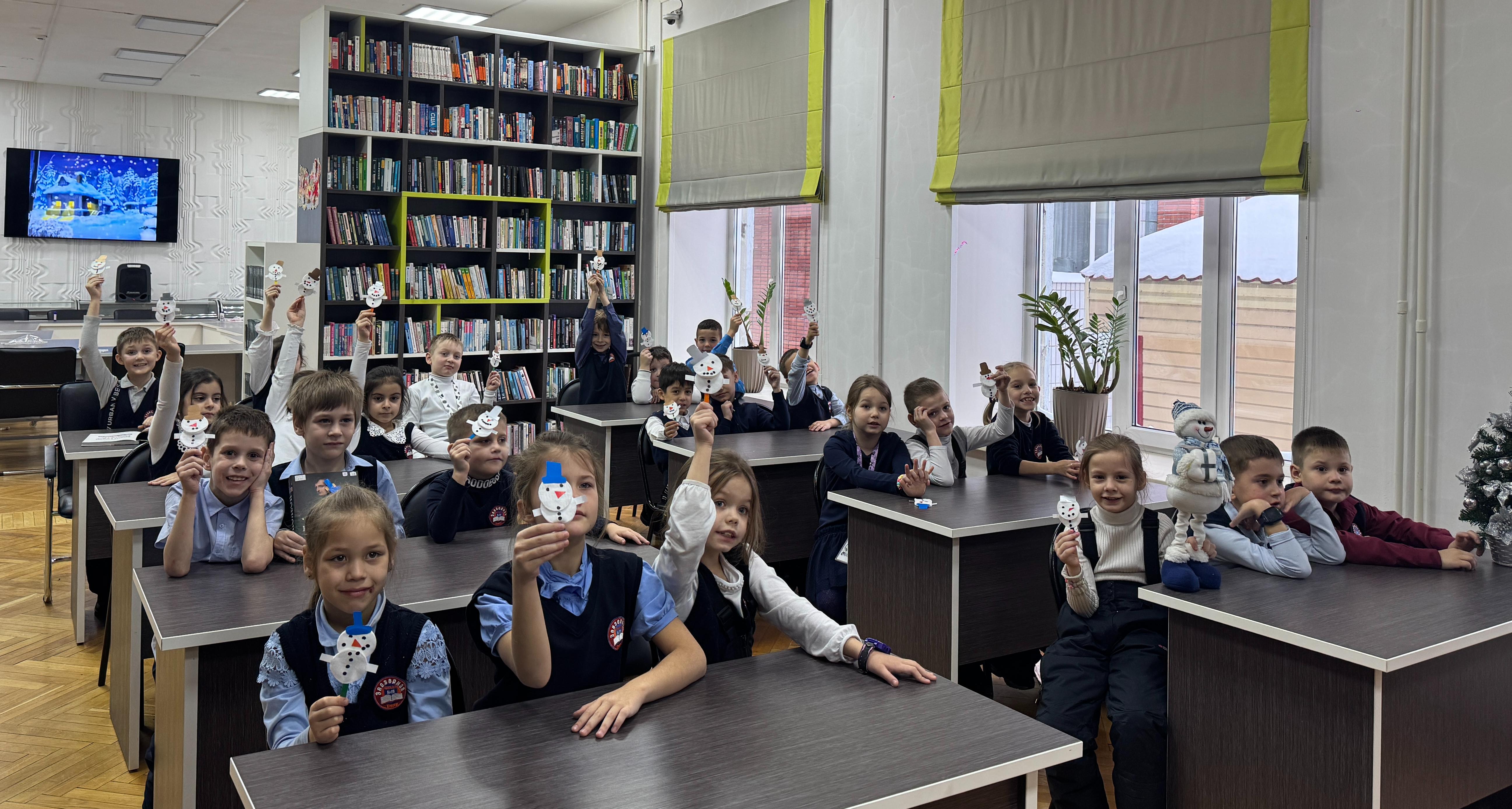 Новогодний мастер-класс «Снеговичок»